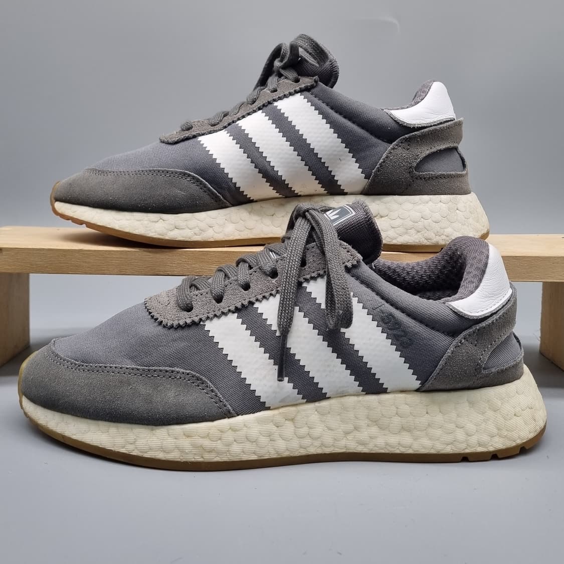 아디다스 i-5923 여성운동화240 상품이미지1