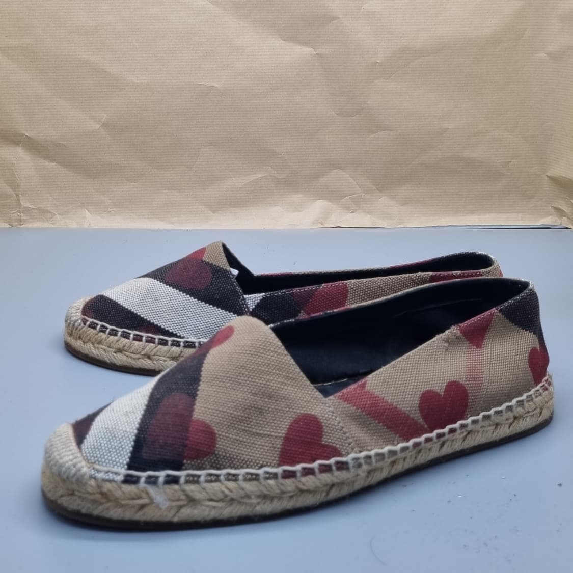 버버리 하트 에스파듀39 250 상품이미지1