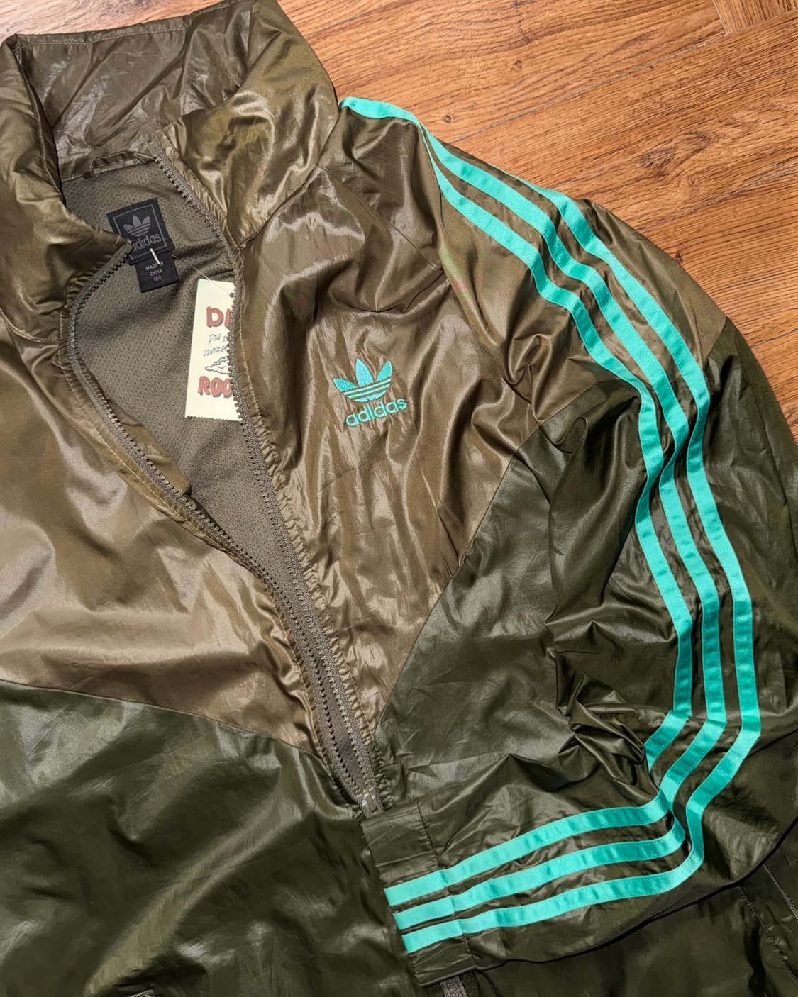 아디다스 바람막이  상품이미지4