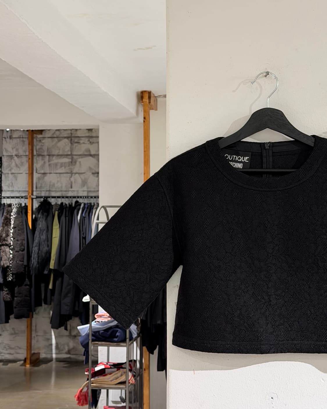 모스키노 부티크 블랙 레이스 크롭탑 상품이미지2