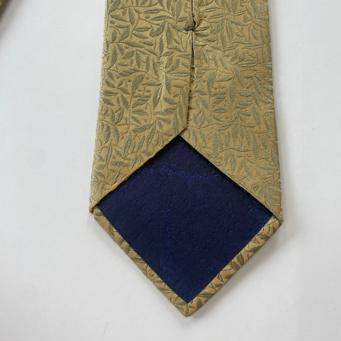 페레가모(Ferragamo) 명품 정품 넥타이 상품이미지6