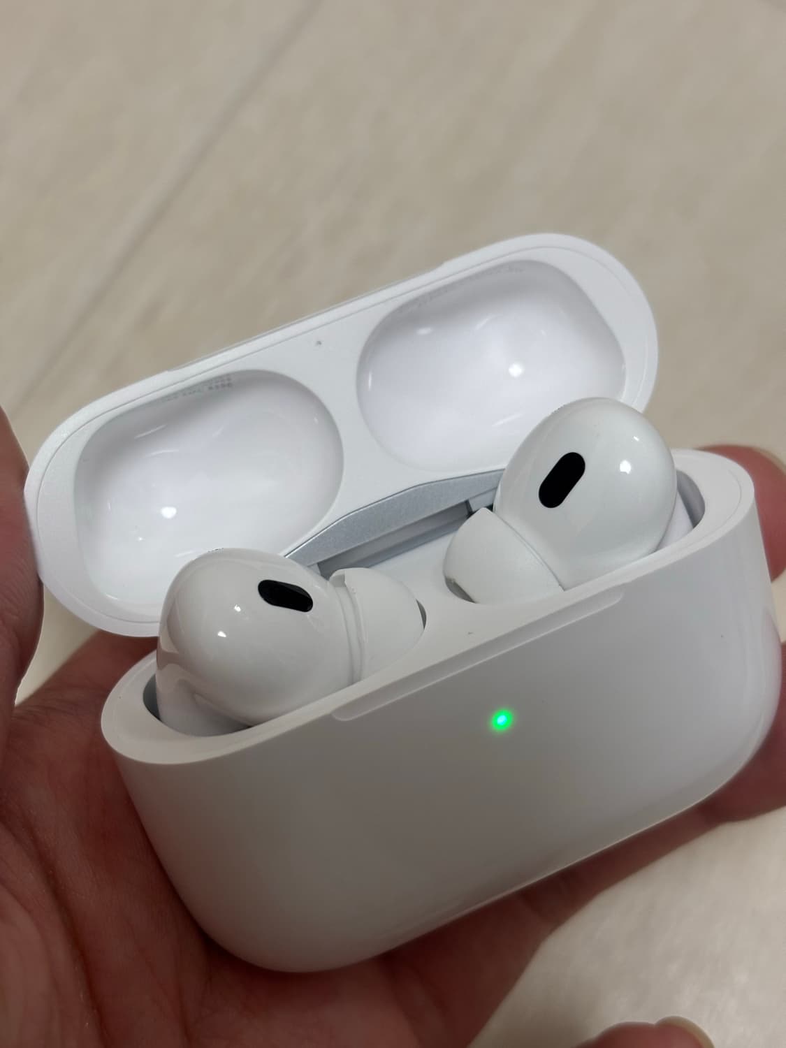 급처 새상품)에어팟 프로2 상품이미지1