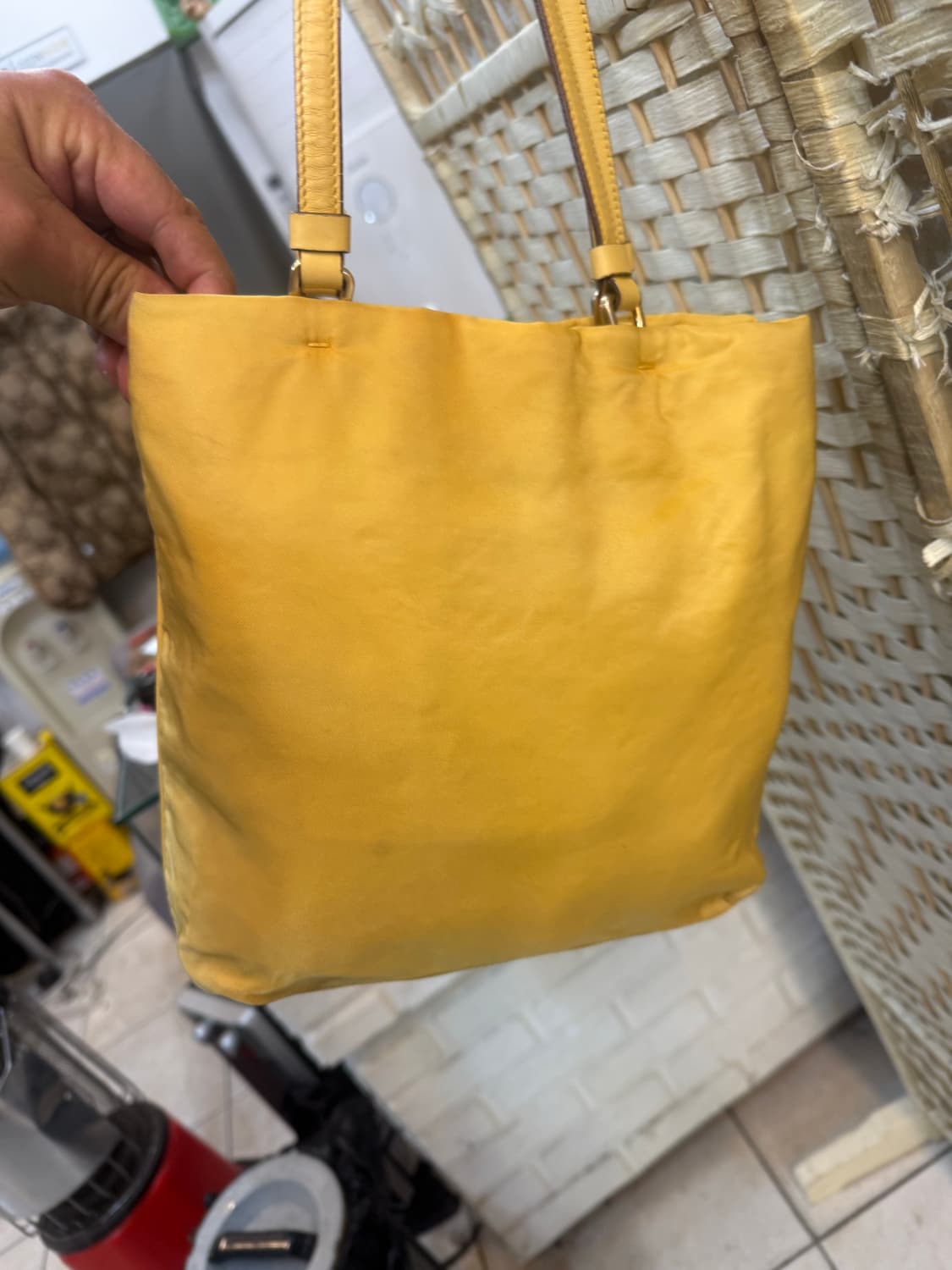 정품 프라다 나일론 숄더백 팝니다 상품이미지4