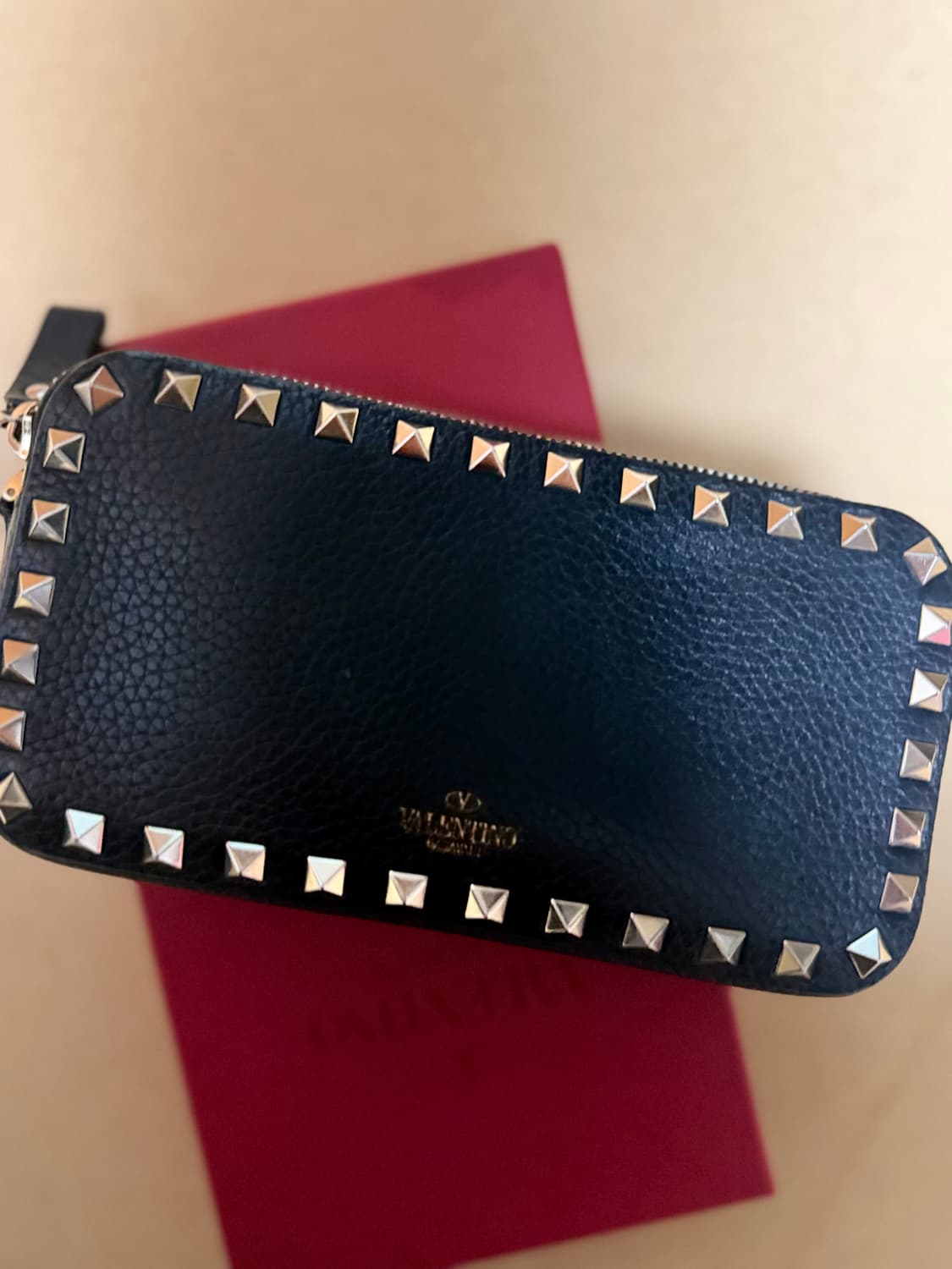 발렌티노 락스터드 크로스 체인백 상품이미지1