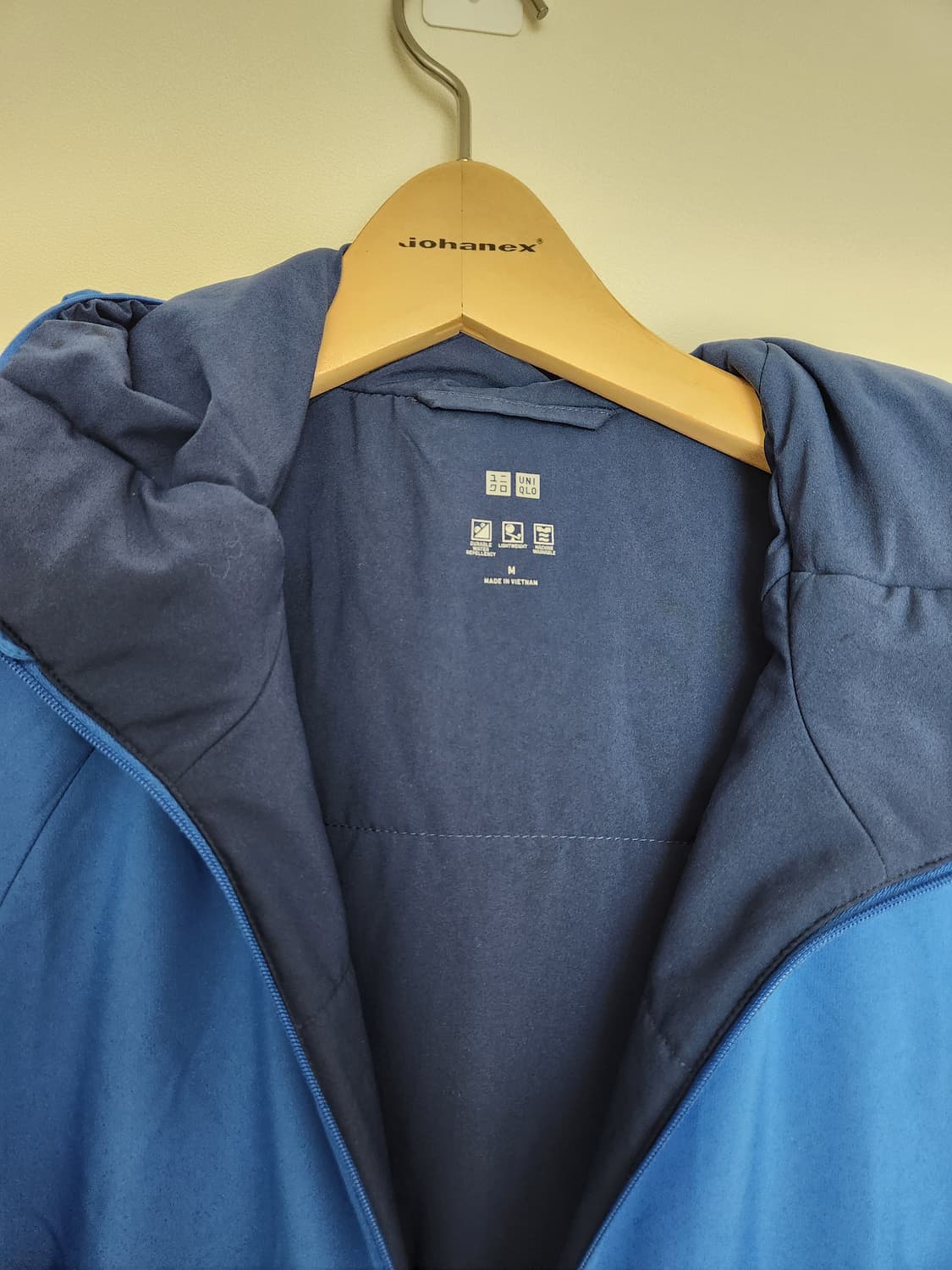 유니클로 라이트 패딩 파카 블루 상품이미지3