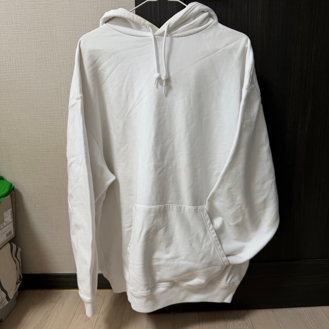 발렌시아가 백로고 후드티 화이트 색상 M  상품이미지2