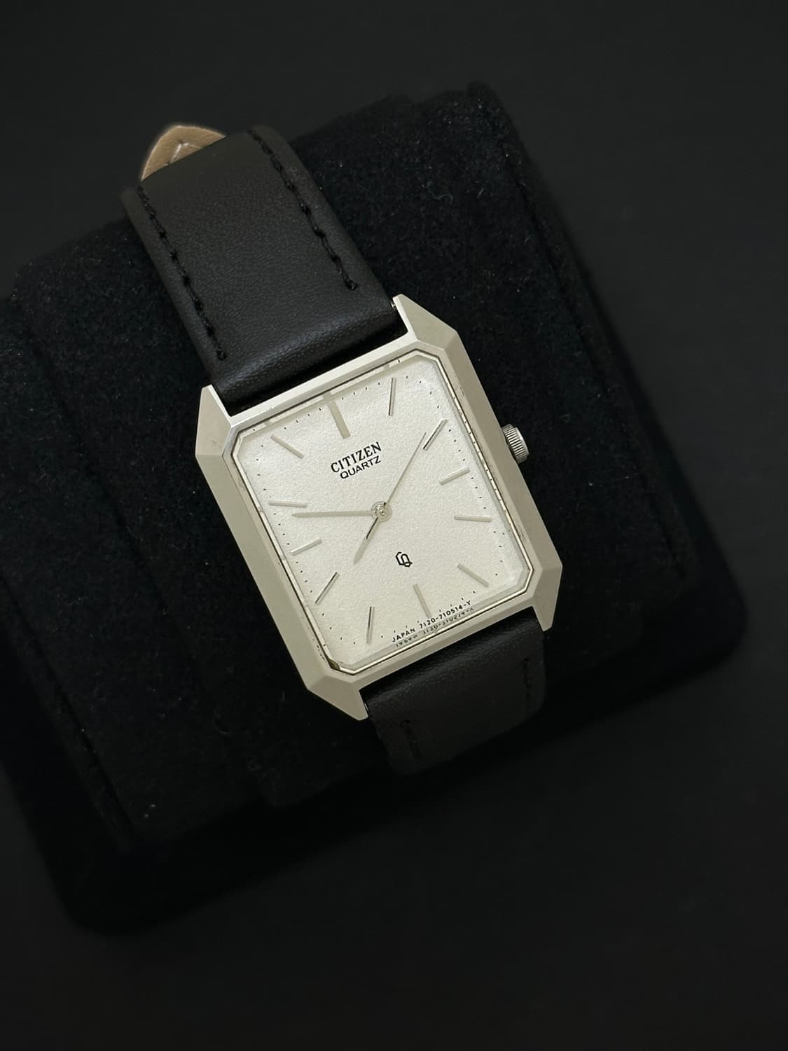 시티즌 탱크 쿼츠 시계 상품이미지1