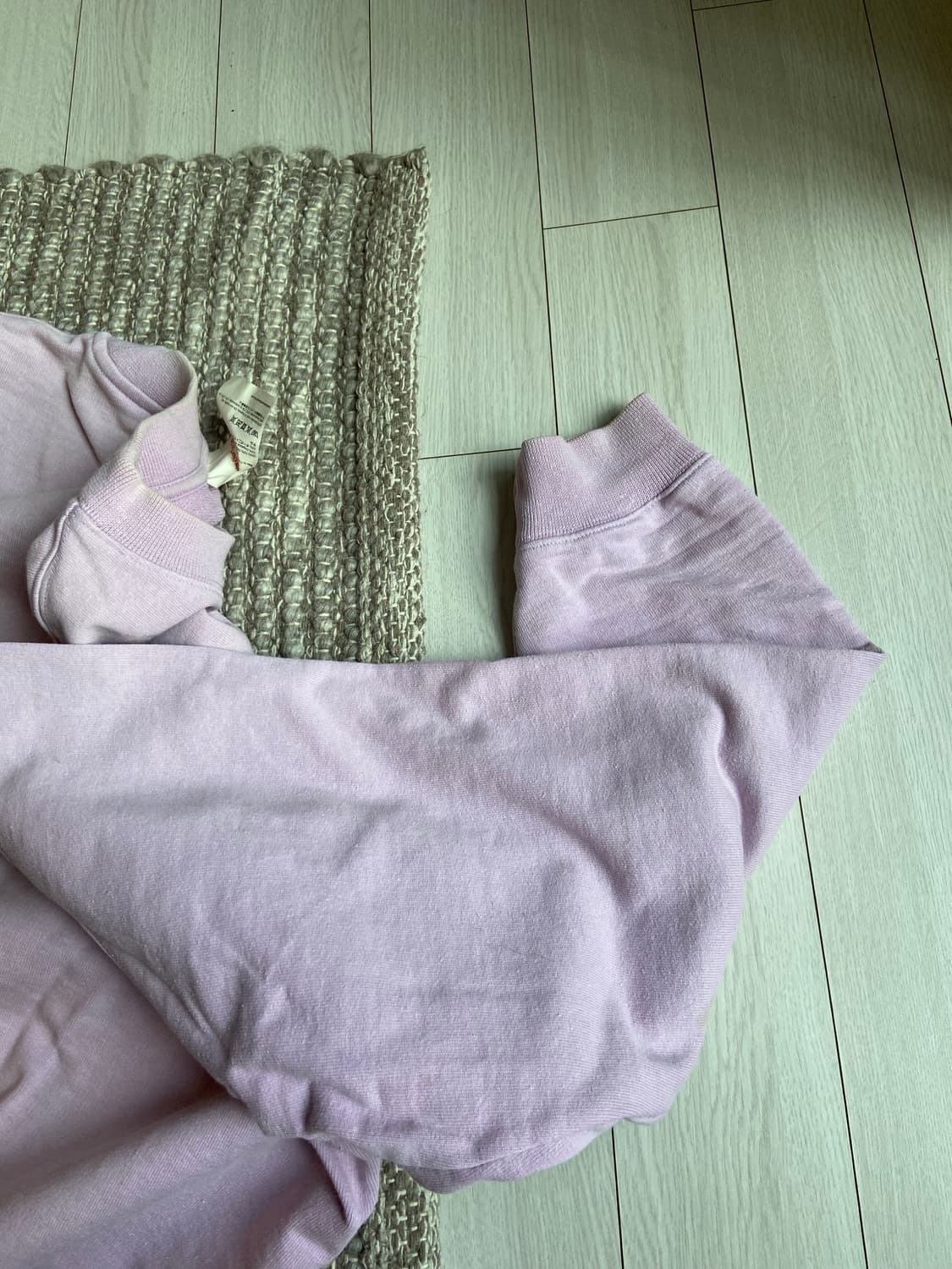 스톡홀름 맨투맨 연보라 L 상품이미지5