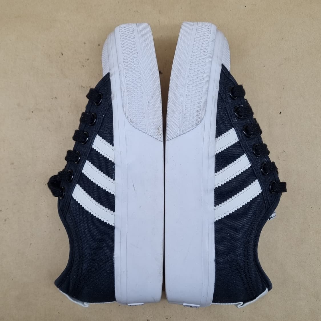 아디다스 니짜 플랫폼 코어 여성스니커즈 235 상품이미지5