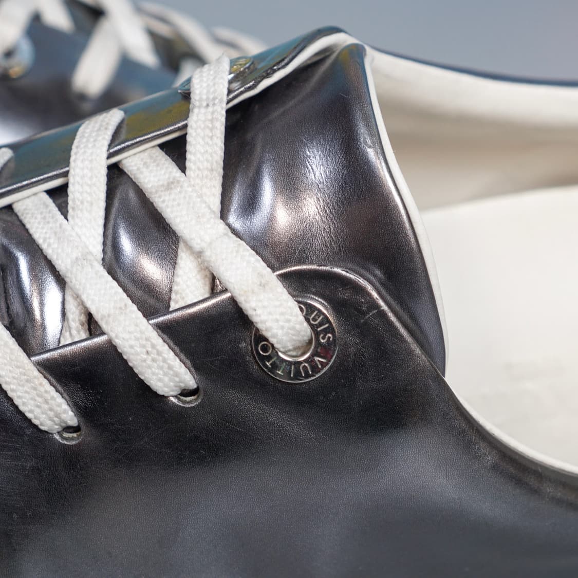 루이비통 메탈릭 스니커즈 상품이미지5