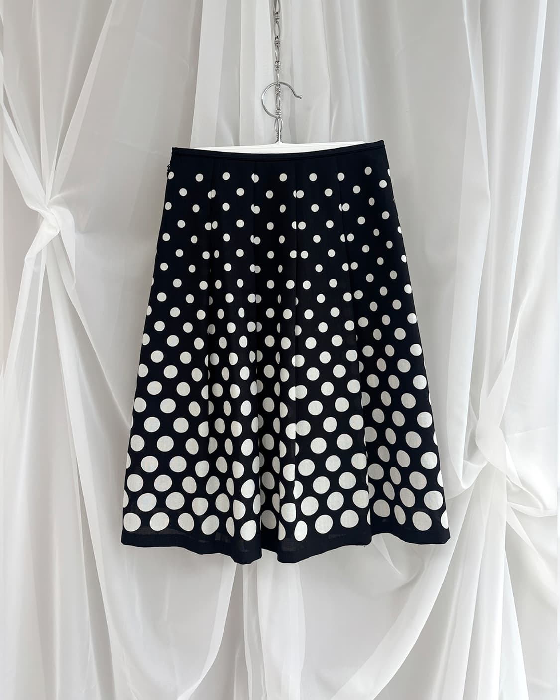 TRUDEA gradient dot pleated midi skirt 상품이미지4