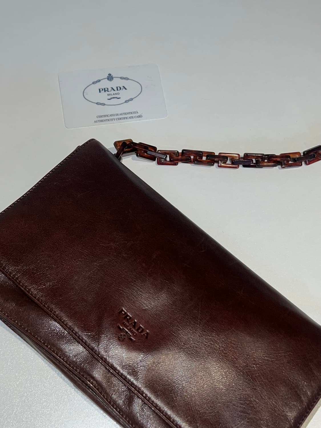 프라다 체인 크로스백 브라운 상품이미지3