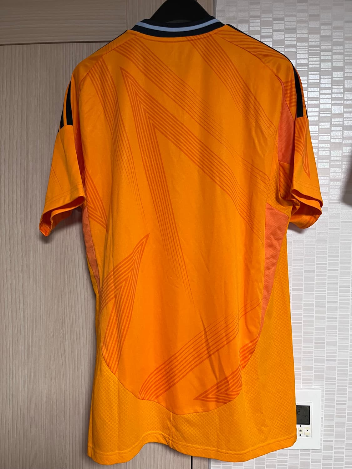 [m] 레알 마드리드 24-25 어웨이 유니폼 상품이미지2