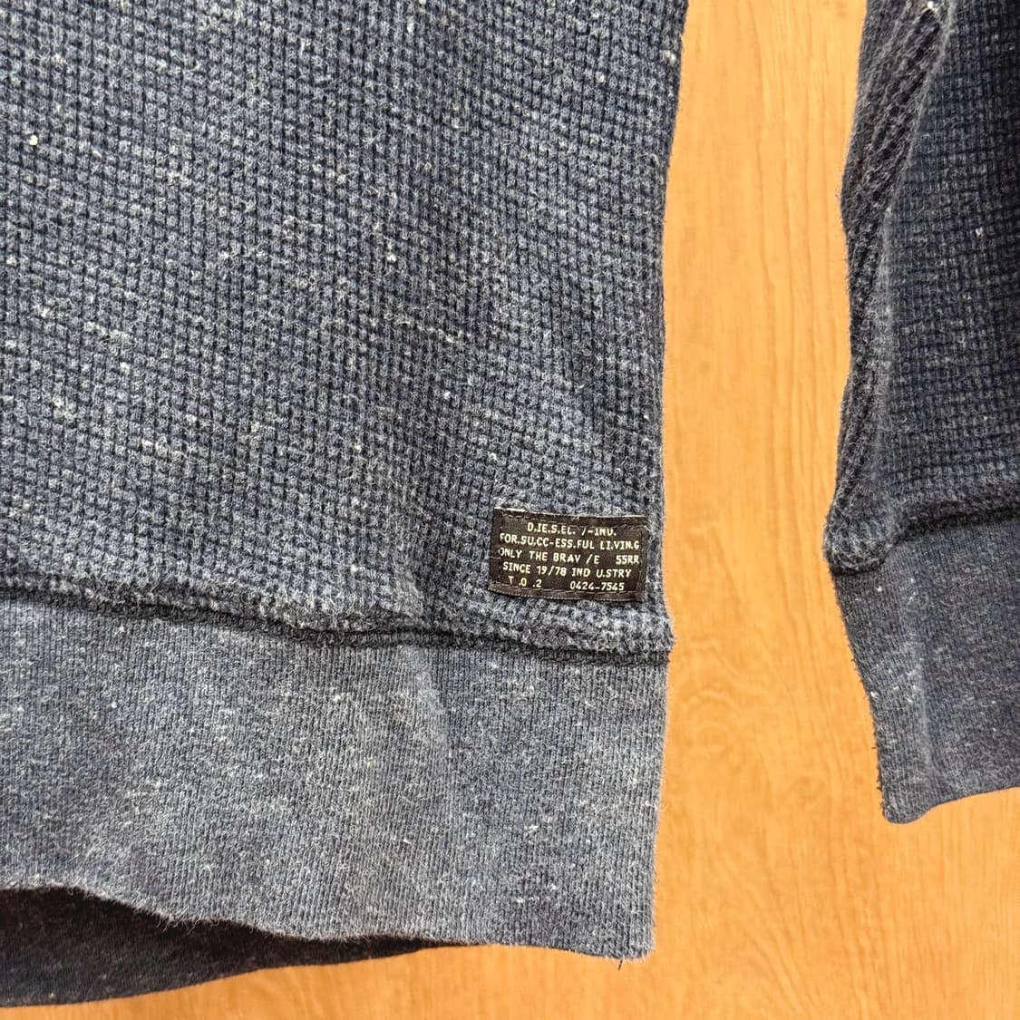 디젤 와플 조직 코튼 하프 집업 후드 니트 워싱 지퍼 디테일 네이비 상품이미지6