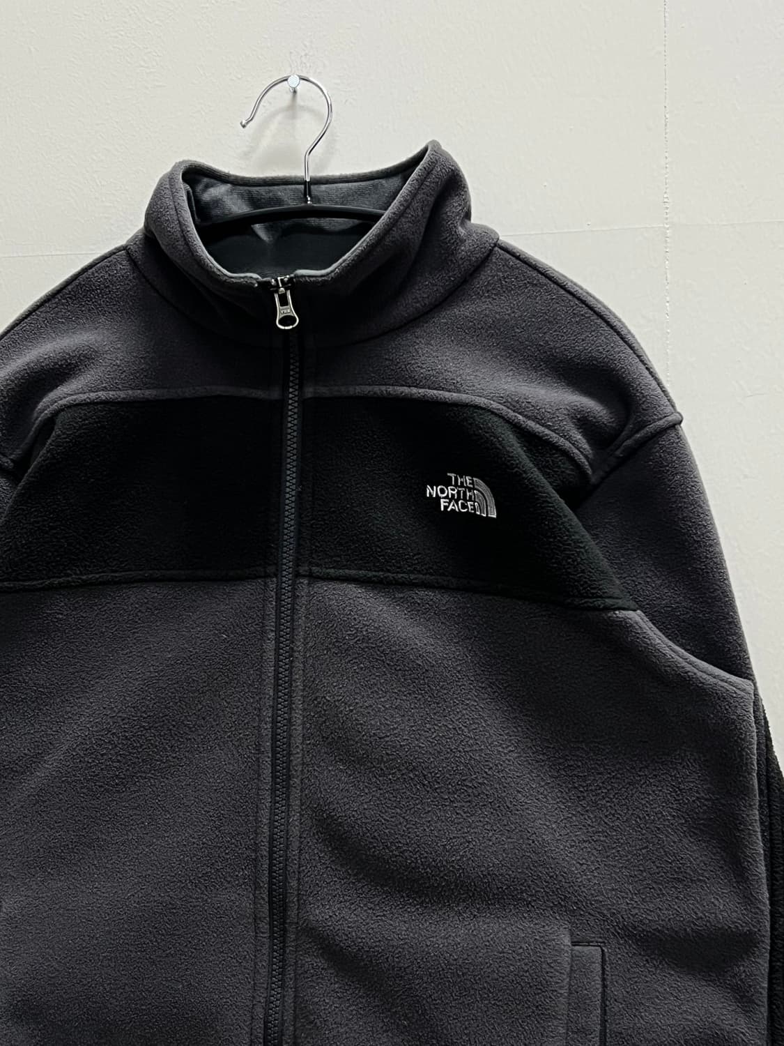 노스페이스 키즈/우먼스 플리스 자켓 차콜 상품이미지3