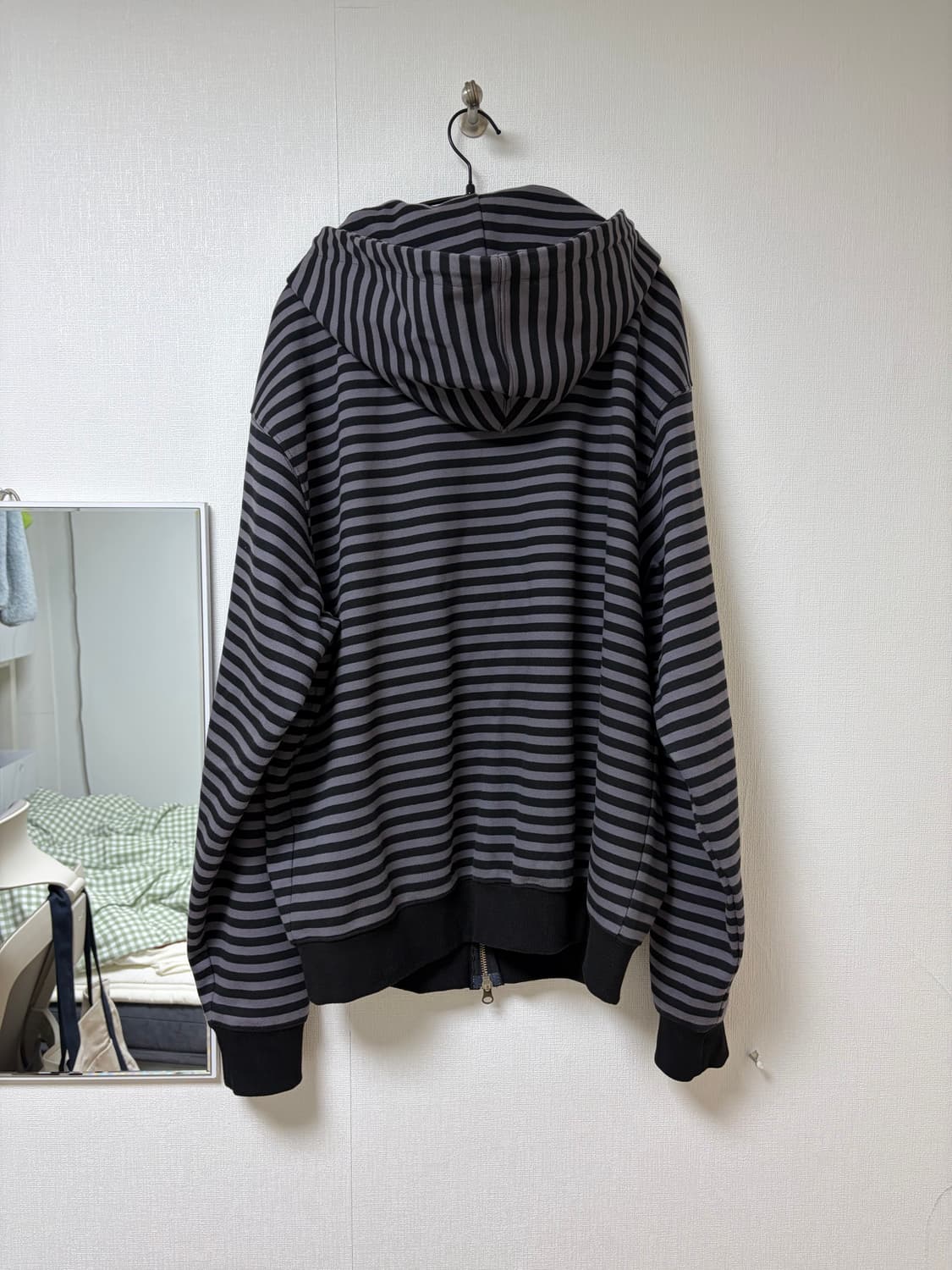 (L) 더콜디스트모먼트 스트라이프 후드집업 차콜블랙 상품이미지2