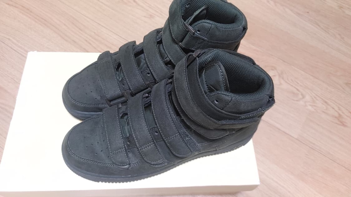 나이키 빌리아일리시 세쿼이아 하이 275 상품이미지1