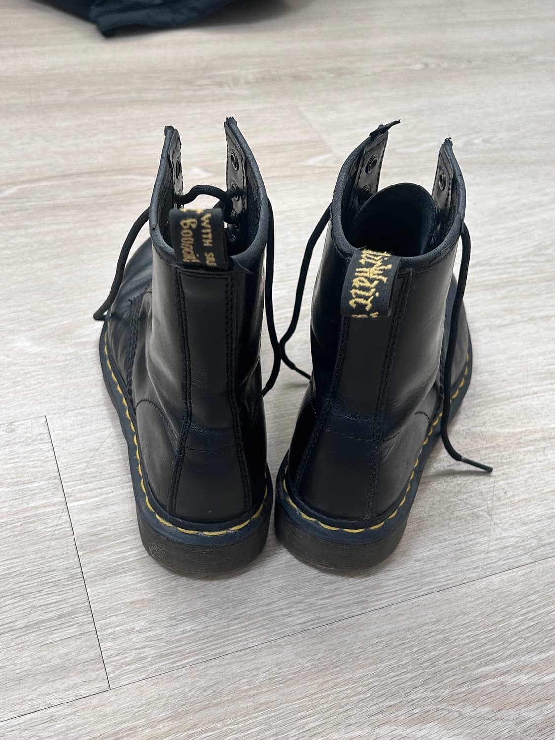 닥터마틴 워커 블랙 240(38사이즈) 상품이미지2