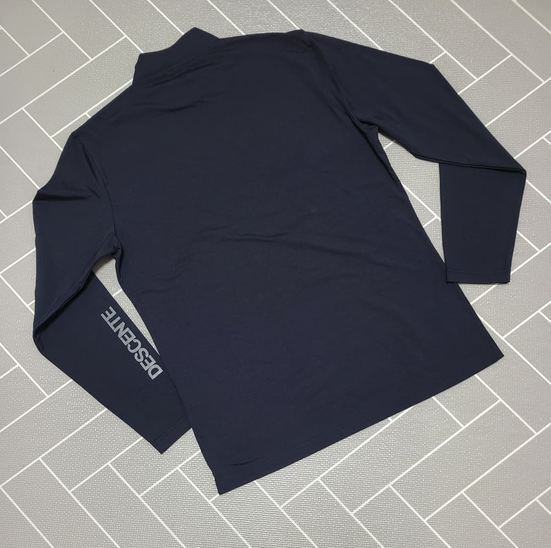 데상트 골프 기모 베이스레이어 105 상품이미지2