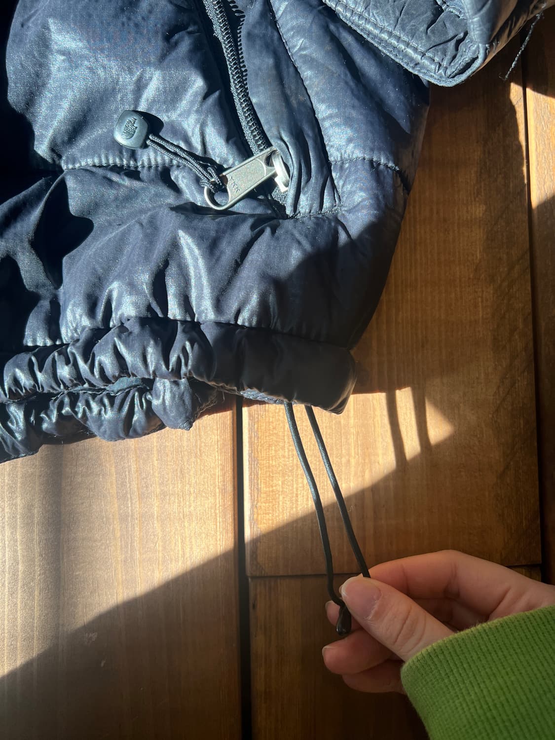 노스페이스 블랙 퀄팅 패딩 상품이미지10