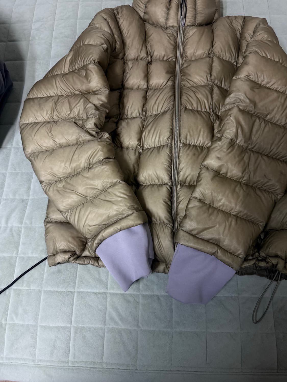 999휴머니티 경량 패딩 카키 3 사이즈 상품이미지4