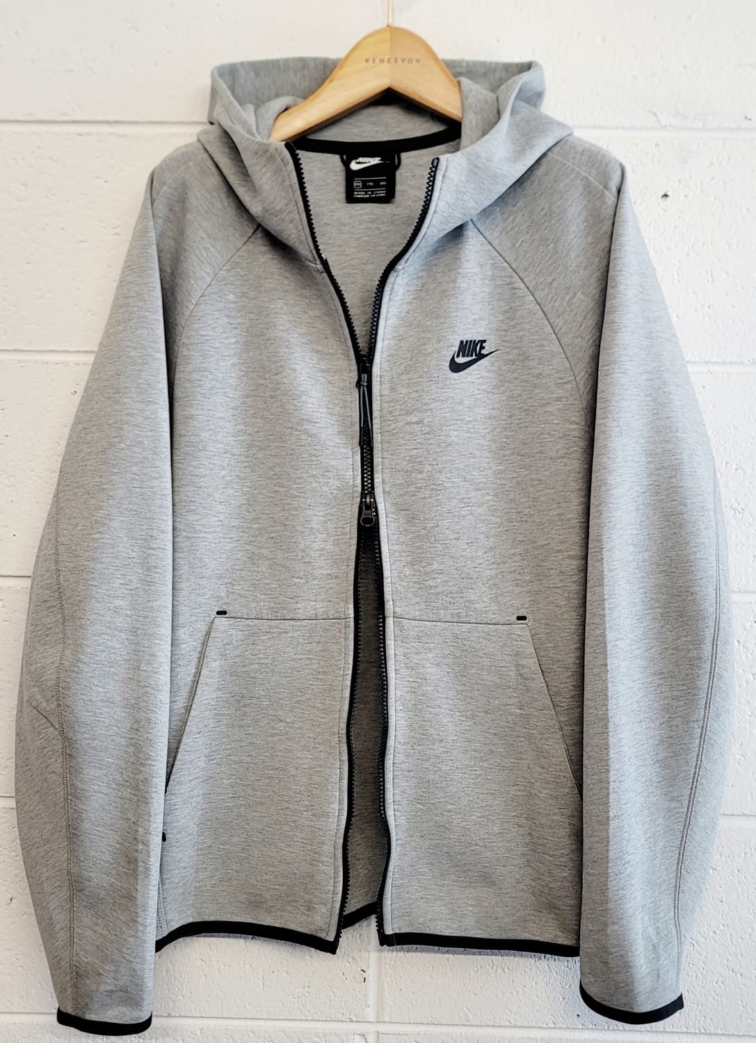 [110.XXL] 나이키(NIKE) 테크팩 투웨이지퍼 후드 집업자켓 판매 상품이미지2