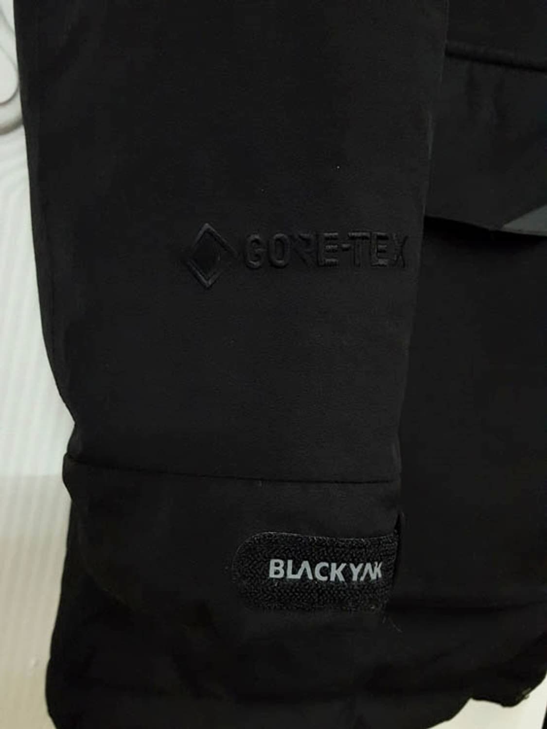 블랙야크 남성 고어텍스 다운 패딩 블랙 M 상품이미지4