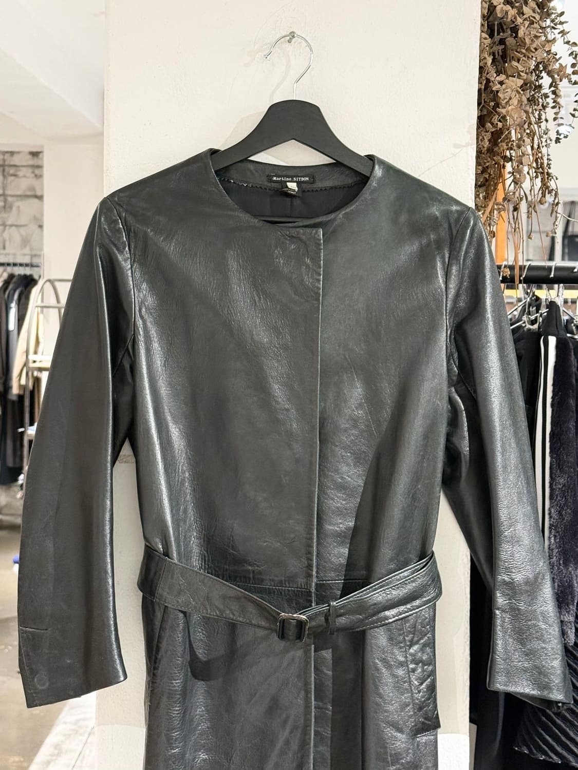 마틴싯봉 딥 그린 리얼레더 벨티드 롱 코트 상품이미지2