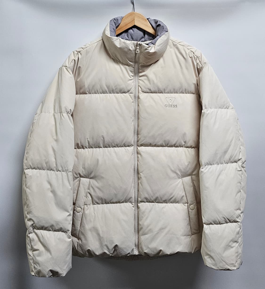 게스 덕다운 숏패딩 M 상품이미지1