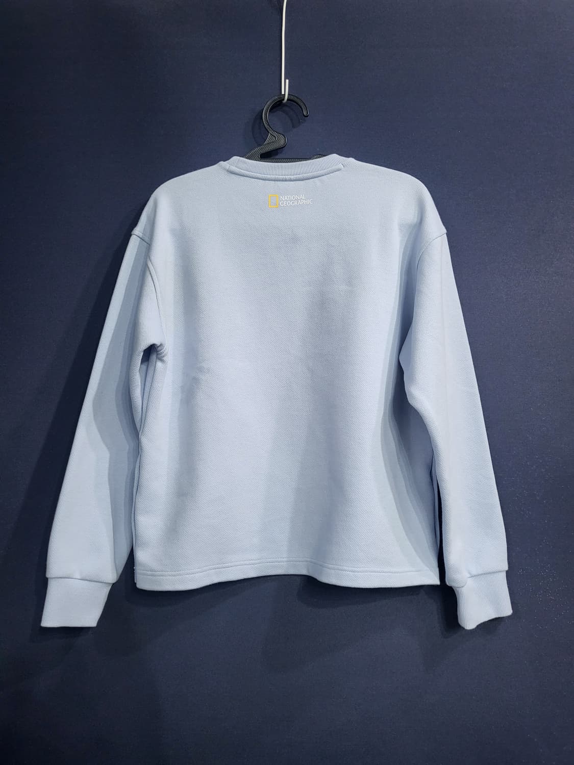 내셔널 지오그래픽 옆트임 세미오버핏 맨투맨 상품이미지4