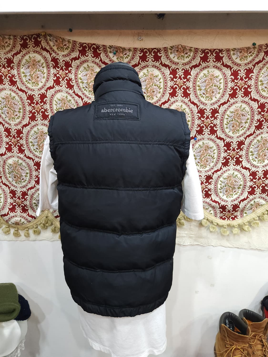 아베크롬비 캠쉘 오리털 패딩조끼

 상품이미지5