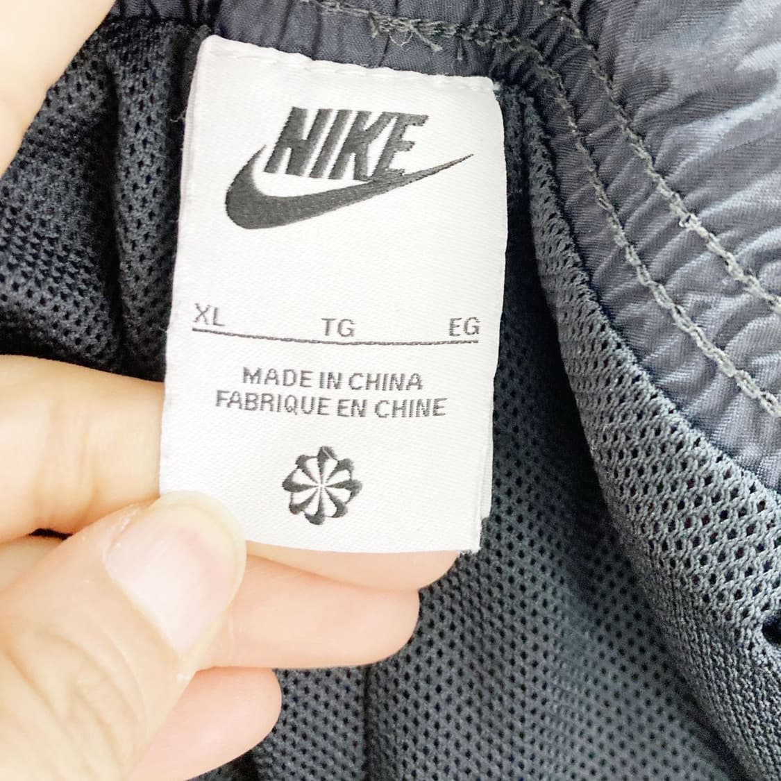 나이키 에센셜 하이라이즈 우븐쇼츠 30-31 진스센스 상품이미지3