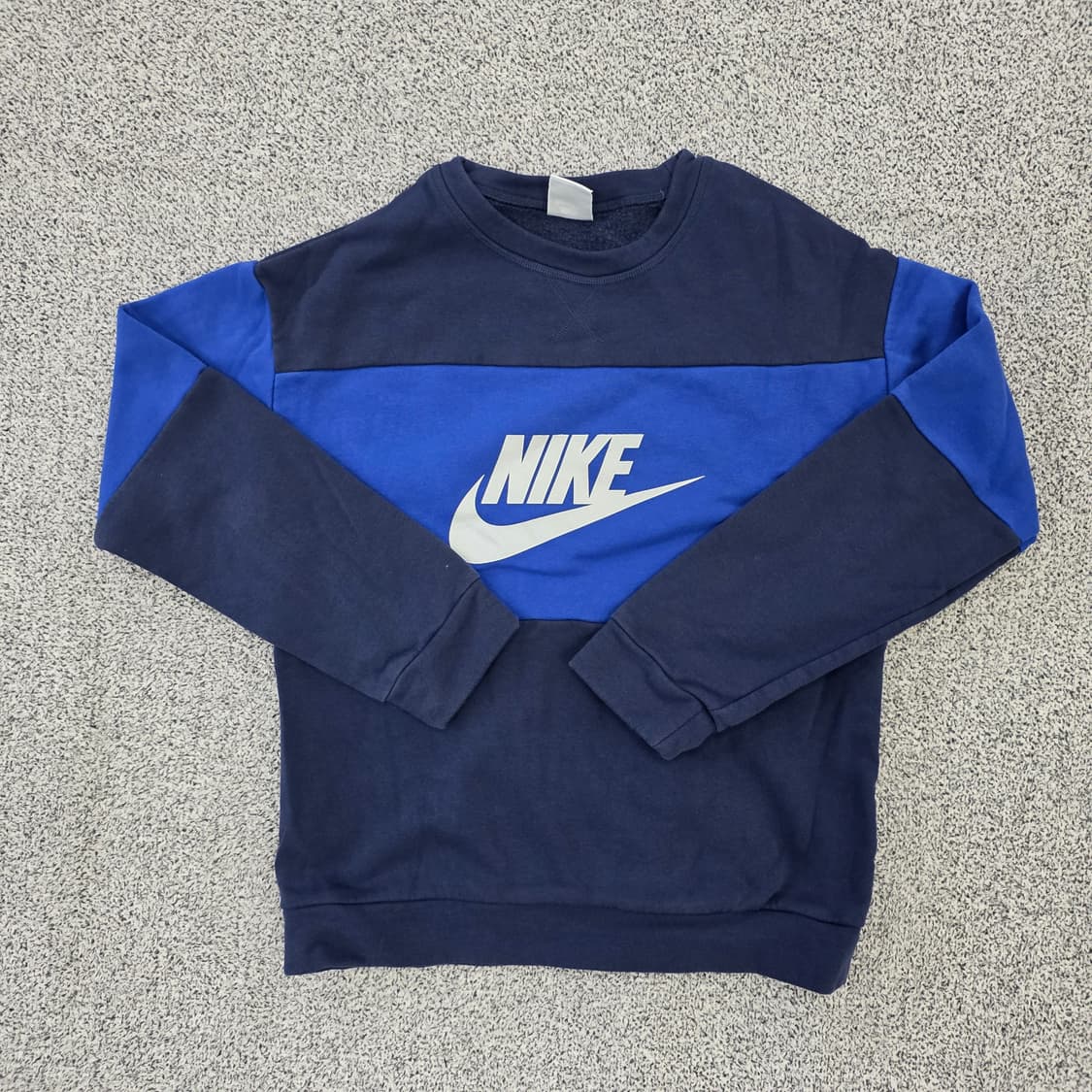 [L] 나이키 기모 배색 맨투맨 긴팔티 0121J 상품이미지1