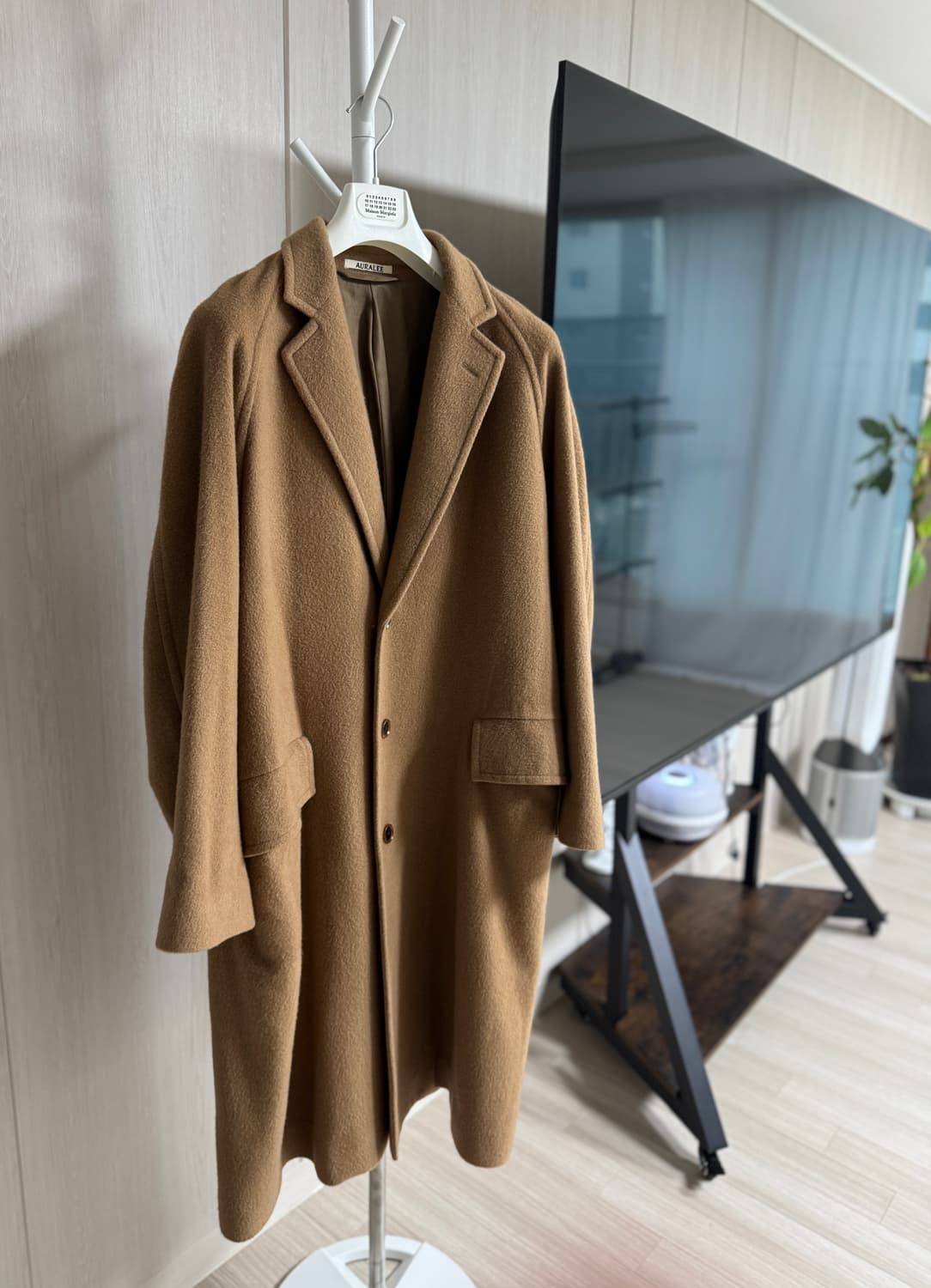 오라리 베이비카멜 체스터필드 코트 상품이미지1