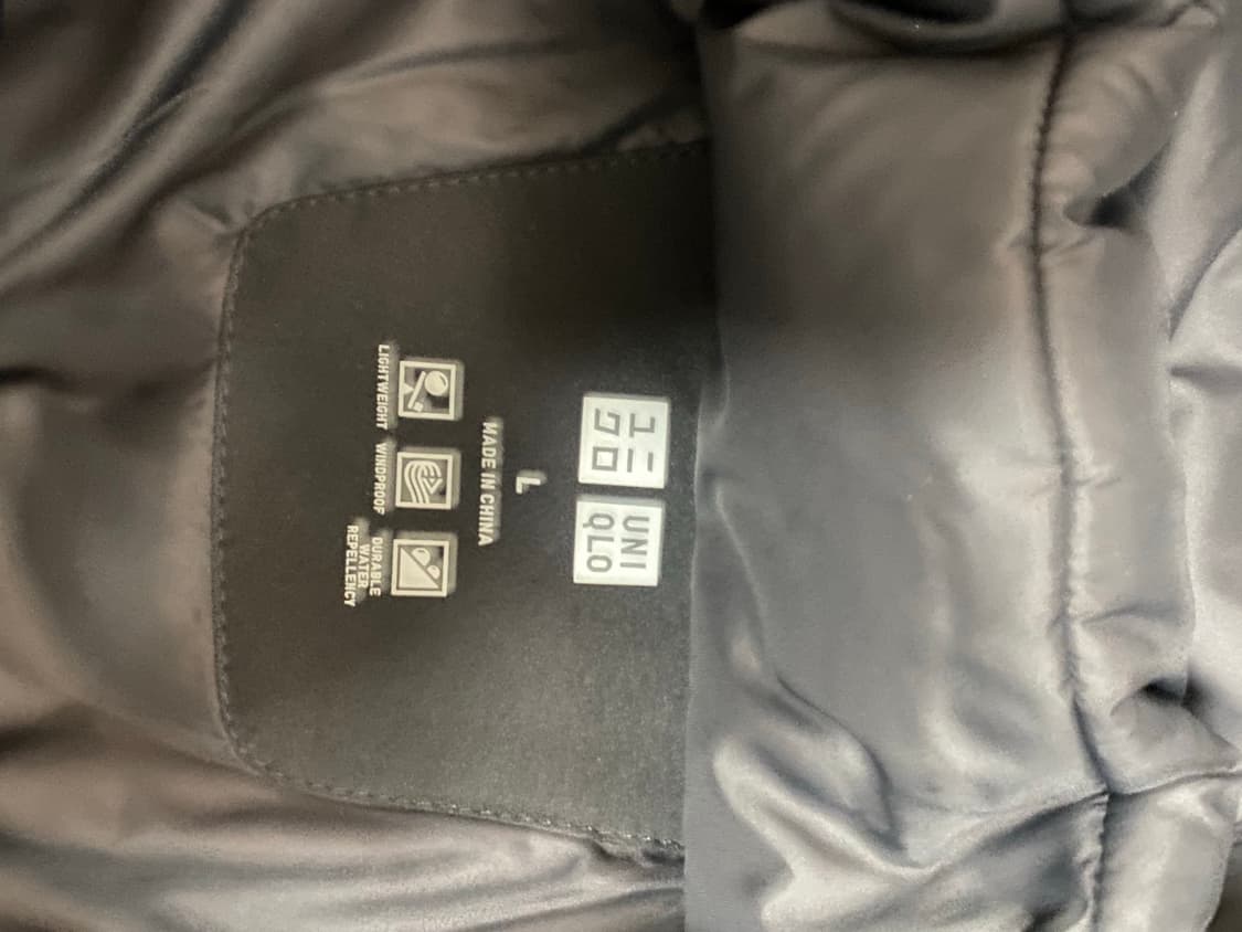 [L]유니클로 심리스 다운 자켓 패딩 블랙 상품이미지4