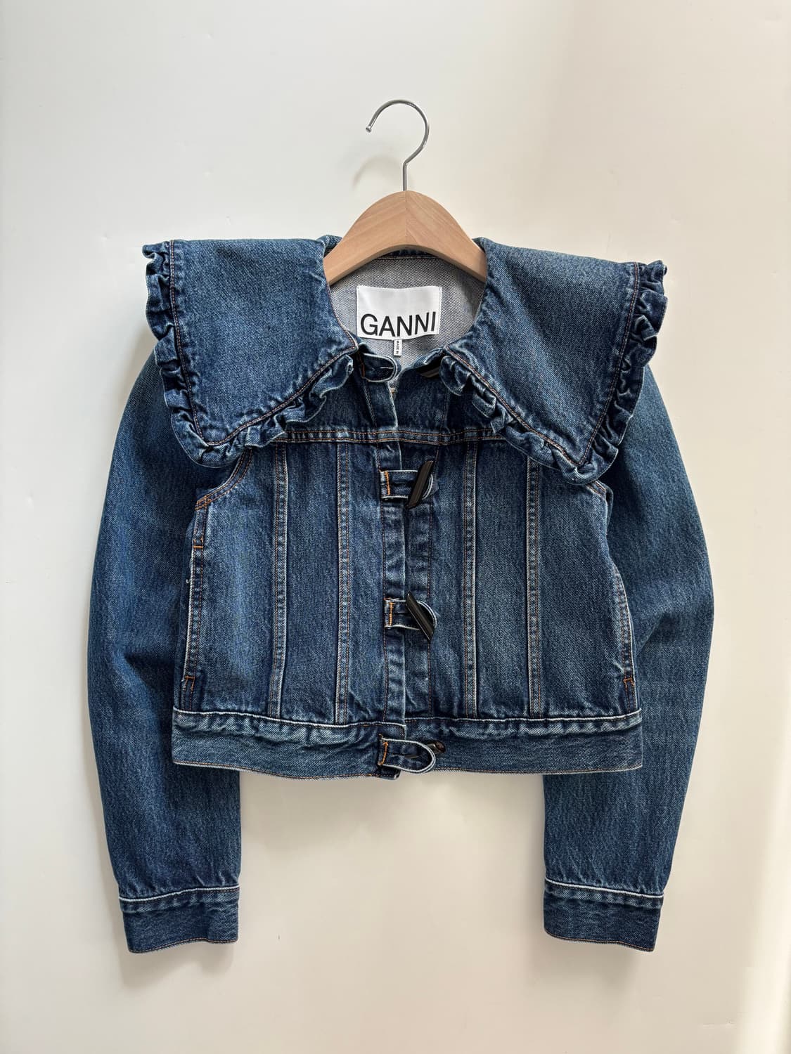 GANNI 가니 데님 숏 카라 더플 자켓 상품이미지4