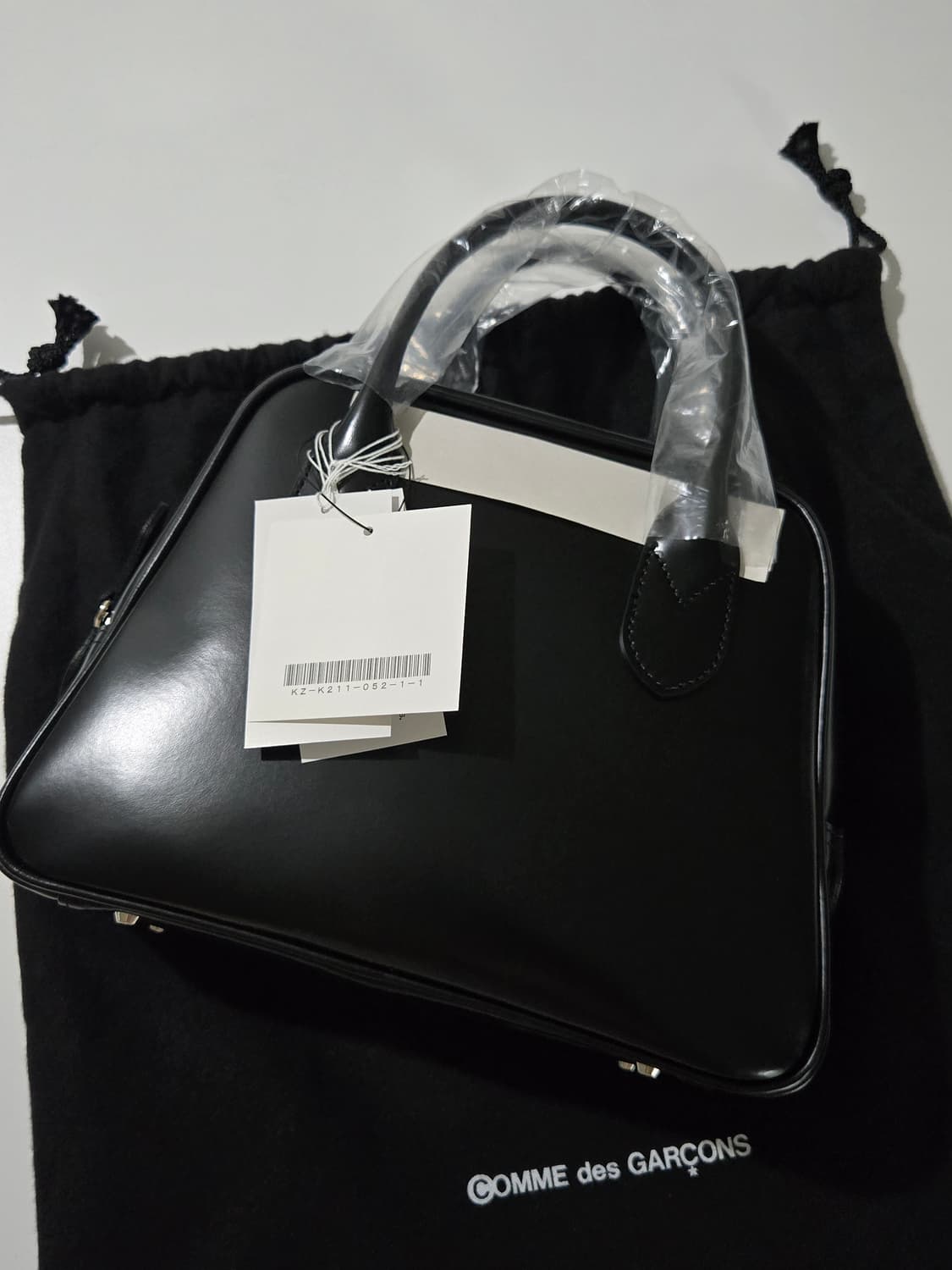 꼼데가르송 아오야마백 무광 2호 새상품 상품이미지1