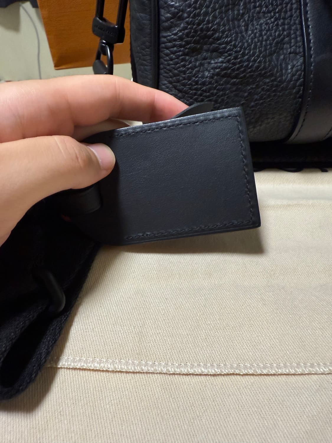 루이비통 반둘리에 키폴25 토뤼옹 블랙 풀구성 상품이미지6