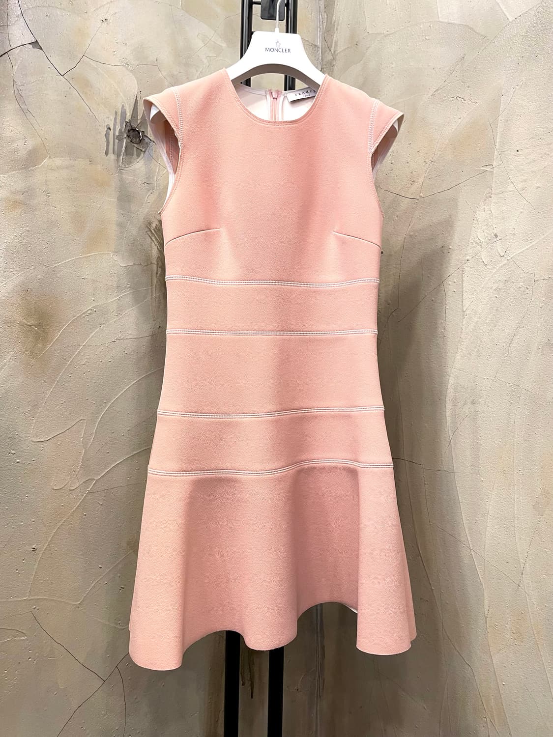 산드로 살구색 폴리 미니 원피스 55 상품이미지3