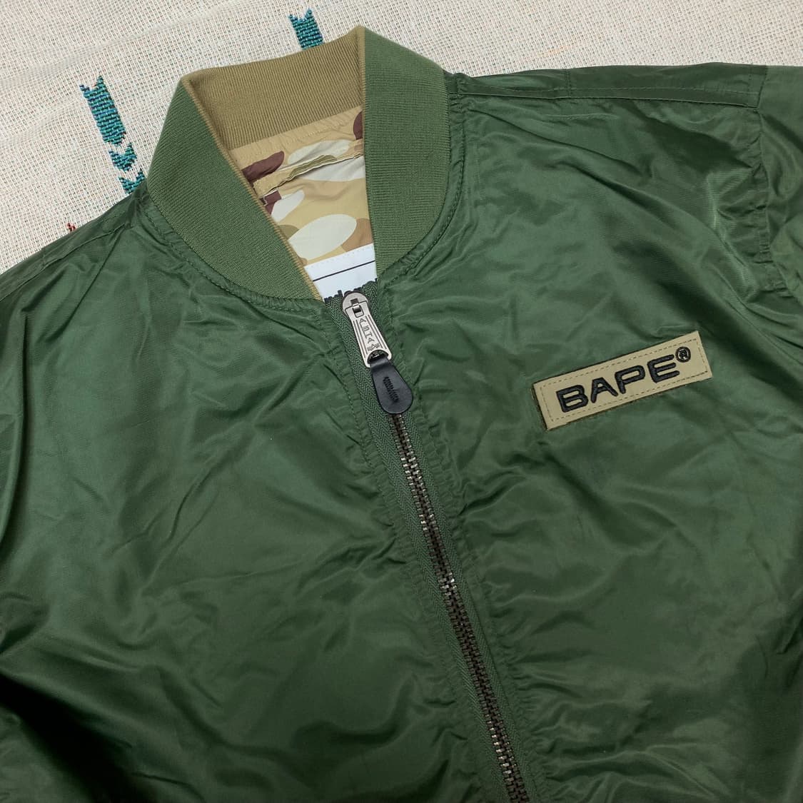 베이프 X 알파인더스트리 리버서블 MA-1 자켓 상품이미지1