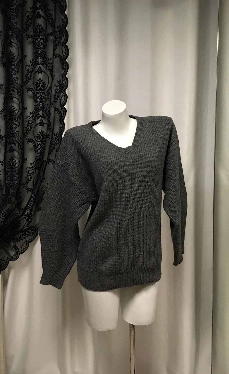Vintage 오버핏 브이넥 니트 그레이 상품이미지1