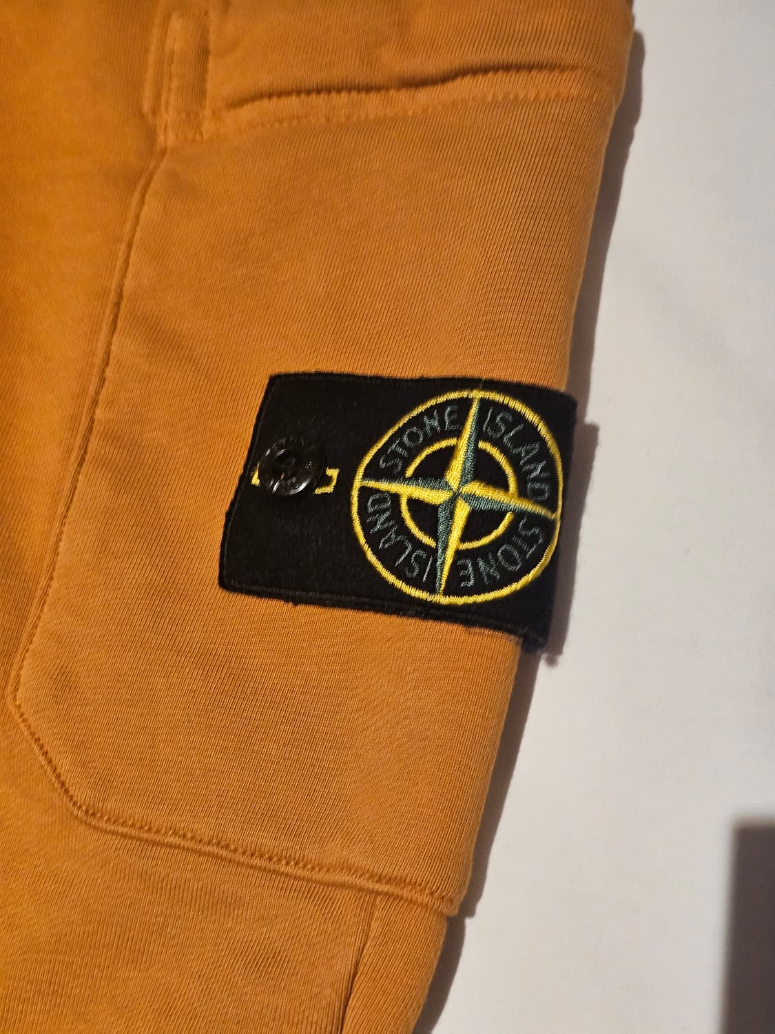 스톤아일랜드  가먼트 다이드 코튼 플리스 카고 스웨트팬츠 (새 상품) 상품이미지3