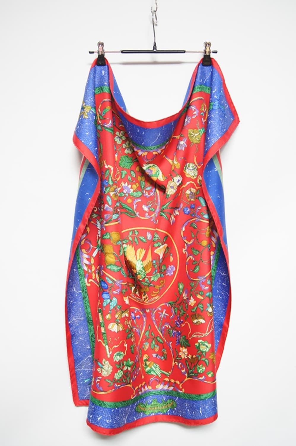 에르메스 정품 실크 스카프 카레 PIERRES 상품이미지1