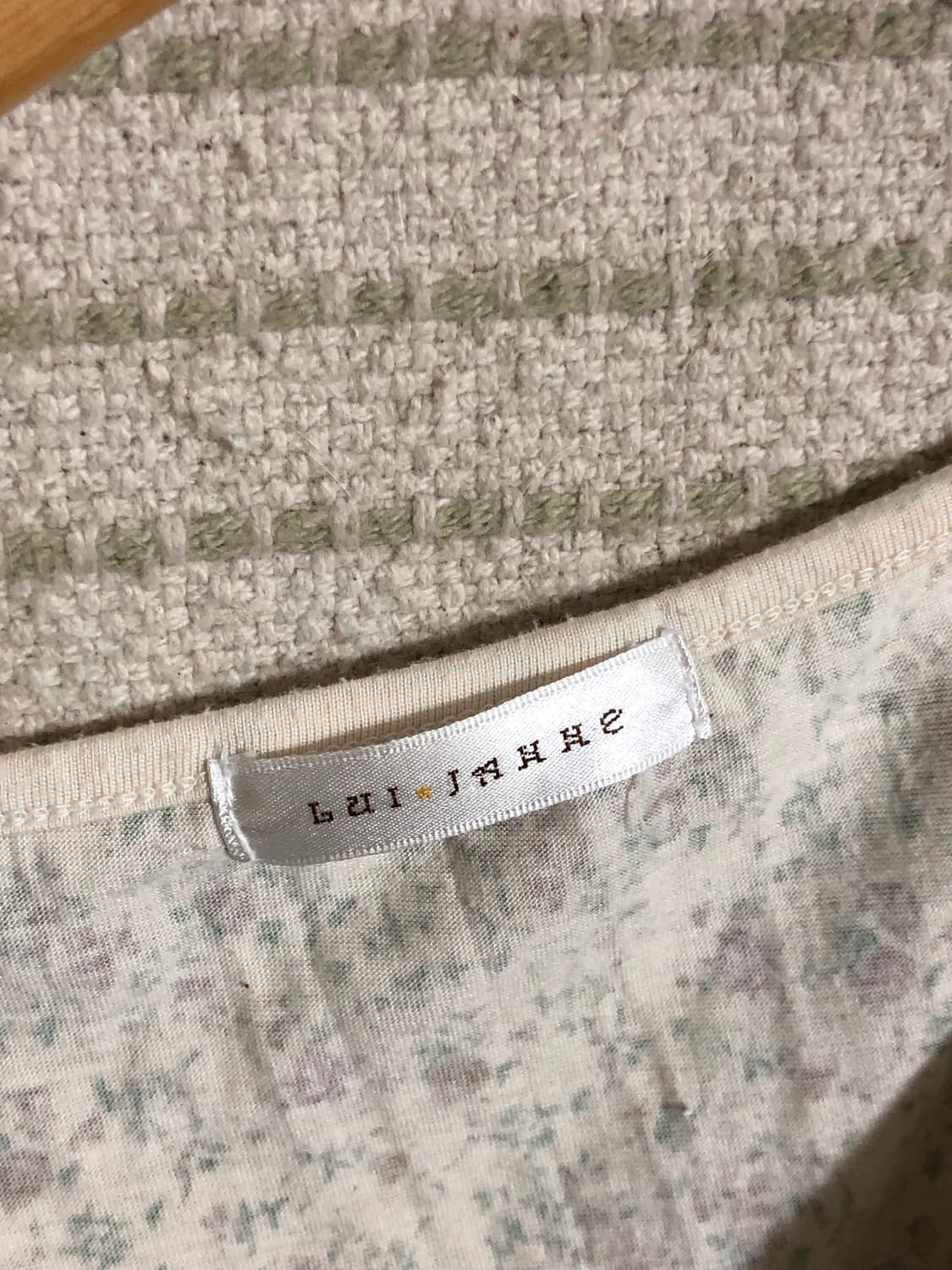 일본 빈티지 플라워 패턴 민소매 모리걸 레이어드 나시 티셔츠 상품이미지4