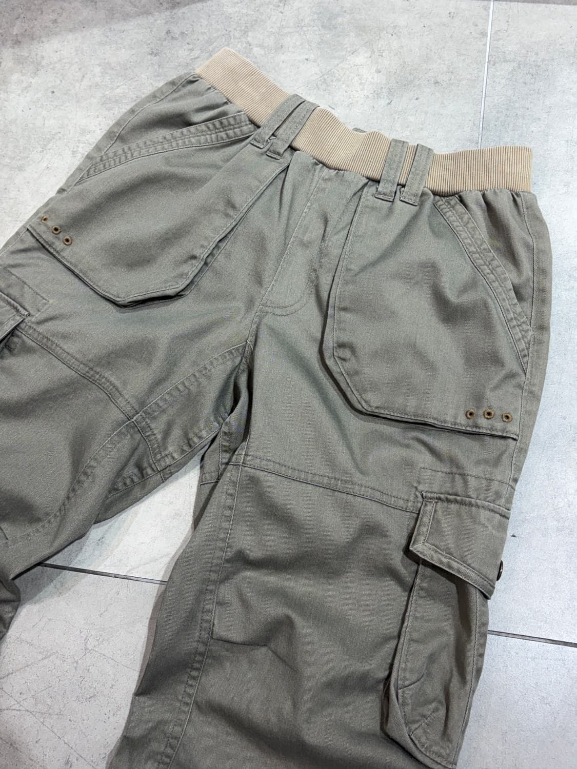 일본판 아디다스 백로고 카고팬츠 상품이미지8