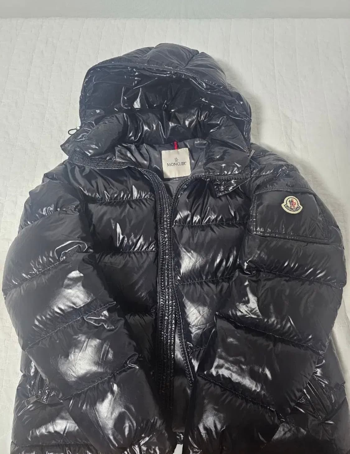 몽클레어 마야 블랙패딩 유광 25fw 상품이미지1