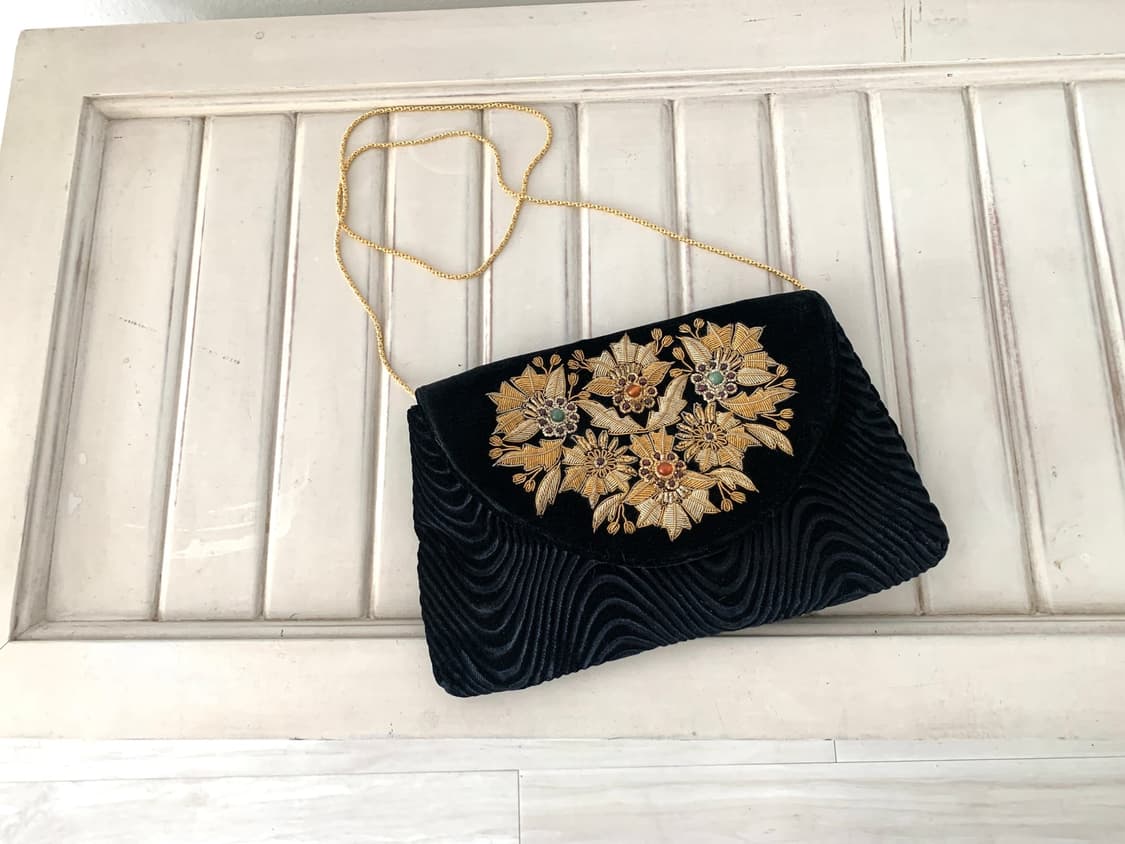 Black Velvet Gold Embroidery Mini Bag 상품이미지2