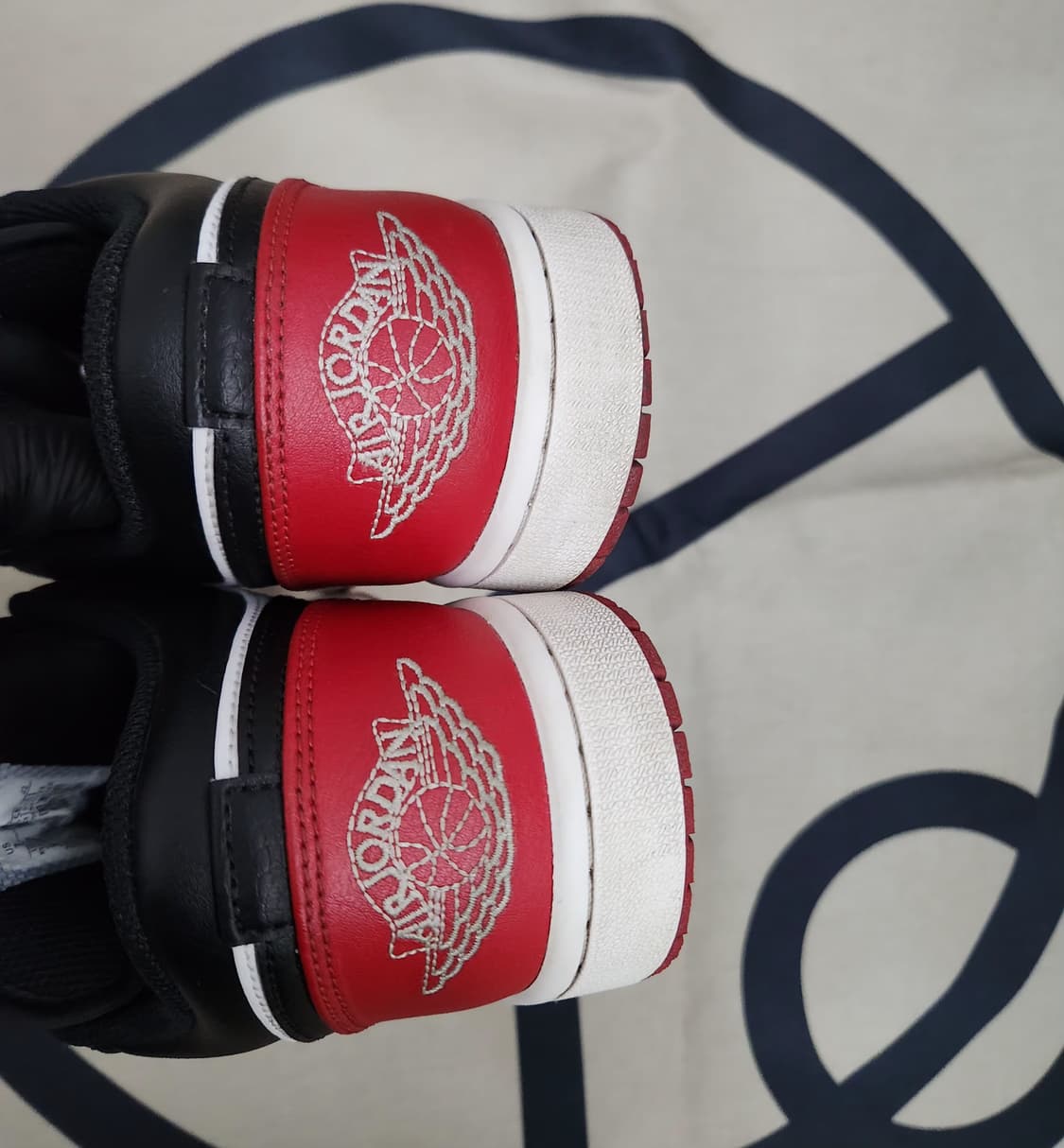 나이키 에어조던1. 250mm. 로우운동화 상품이미지5