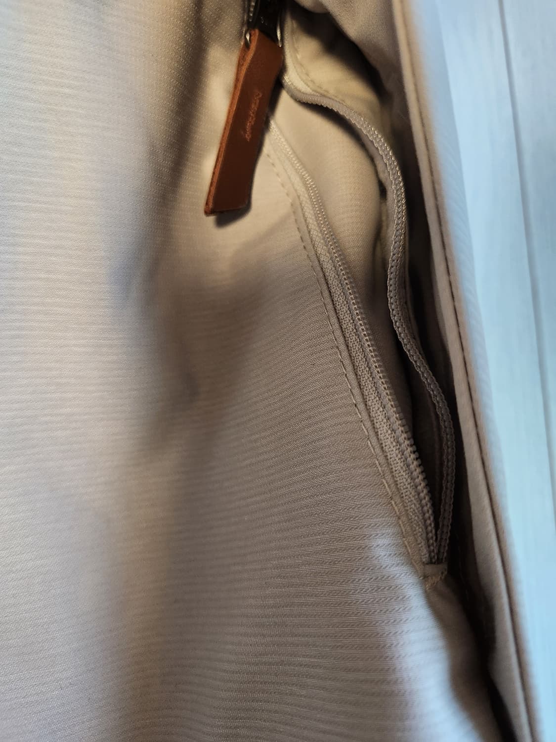 새상품급) 컬럼비아 여성 마운틴 방수 방풍 바람막이 자켓 사이즈m

내피 상품이미지6