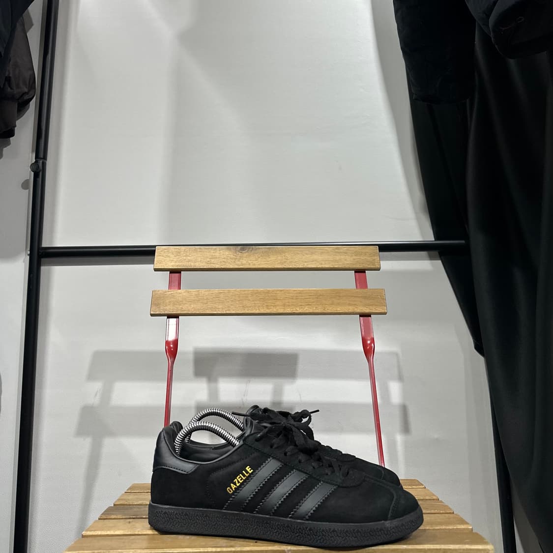 250) 아디다스 운동화 남녀공용 신발 가젤 블랙 스웨이드 상품이미지1